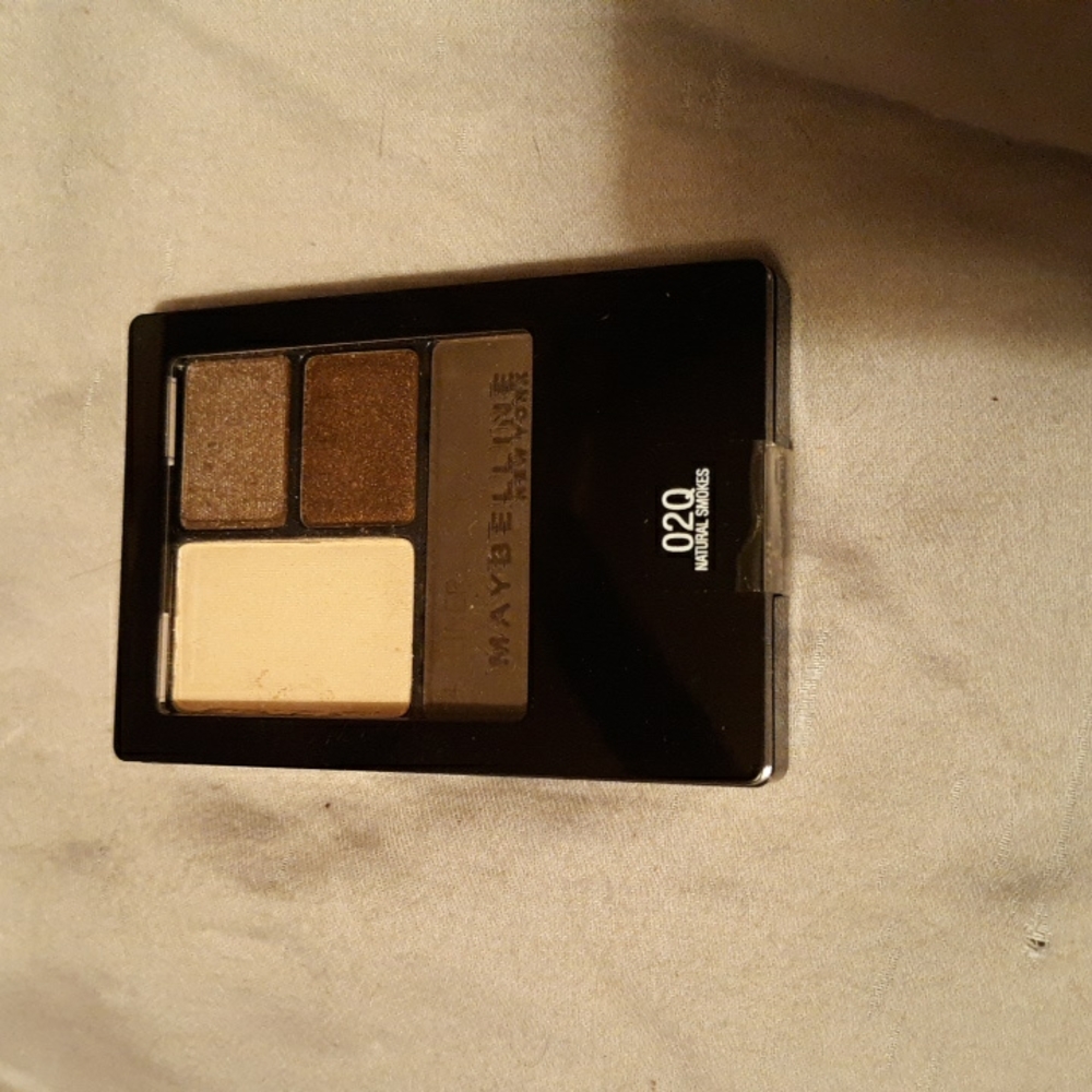 NEW SEALED Maybelline Expert Wear Eyeshadow Quad 02Q Natural Smokes .17 oz/4.8 g - Picture 3 of 3